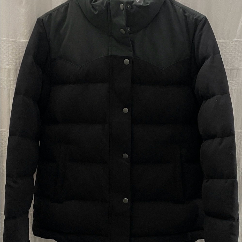 Patagonia Women's Black Puffer Jacket